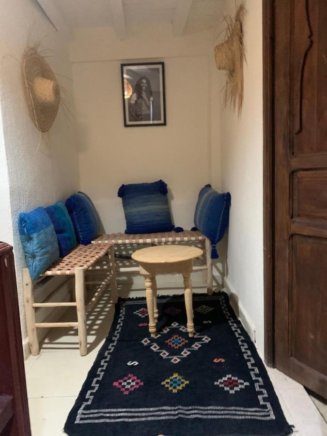 Hostal Terrace House 88 *