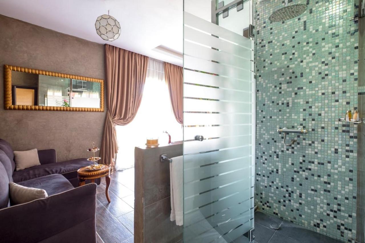 7 Bedrooms With View Private Pool And Enclosed Garden At *