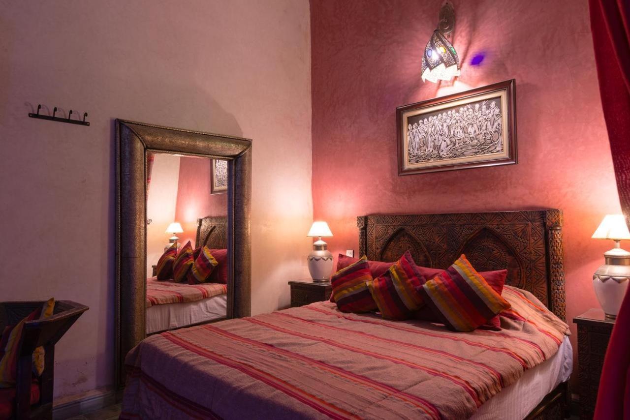 Lalla Khiti Riad 2*