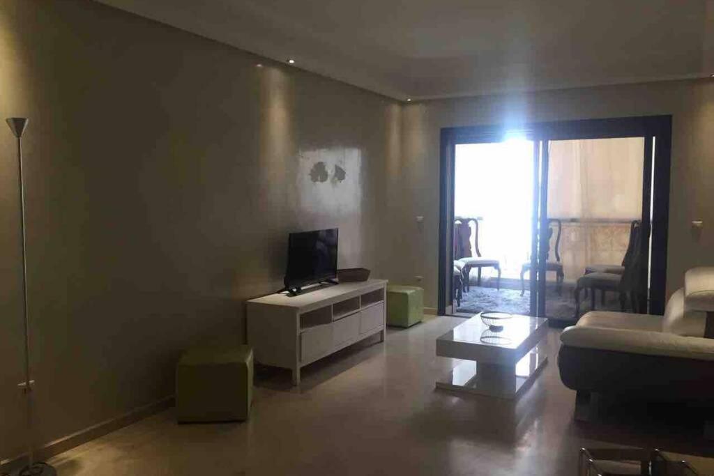 Confort Avec Possibilite Transport Aeroport Apartamento *