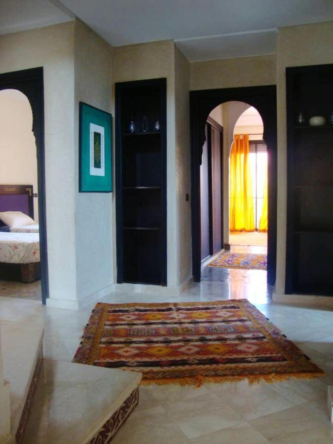 Villa 5 Bedrooms With Private Pool Enclosed Garden And Wifi At Marrakech Annakhil *