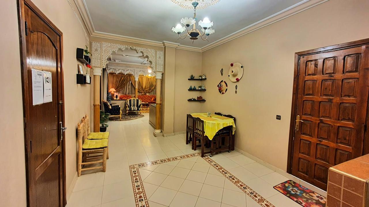 Oranger Family House Center, Private Large House, Terasse Garden View, Free Parking Apartamento Marrakesh