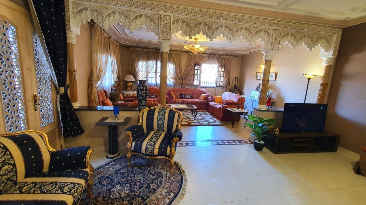 Oranger Family House Center, Private Large House, Terasse Garden View, Free Parking
