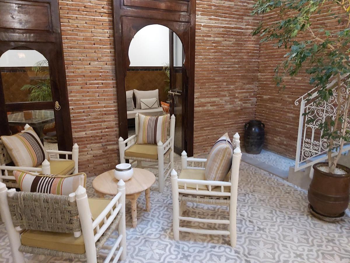 Riad Les Nuits De Marrakech 5*