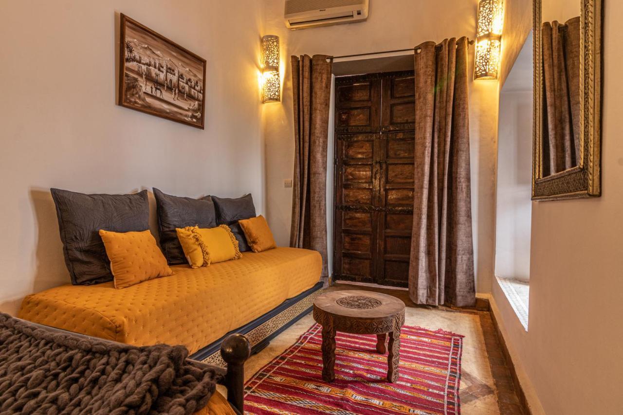 Ayada Guest house *