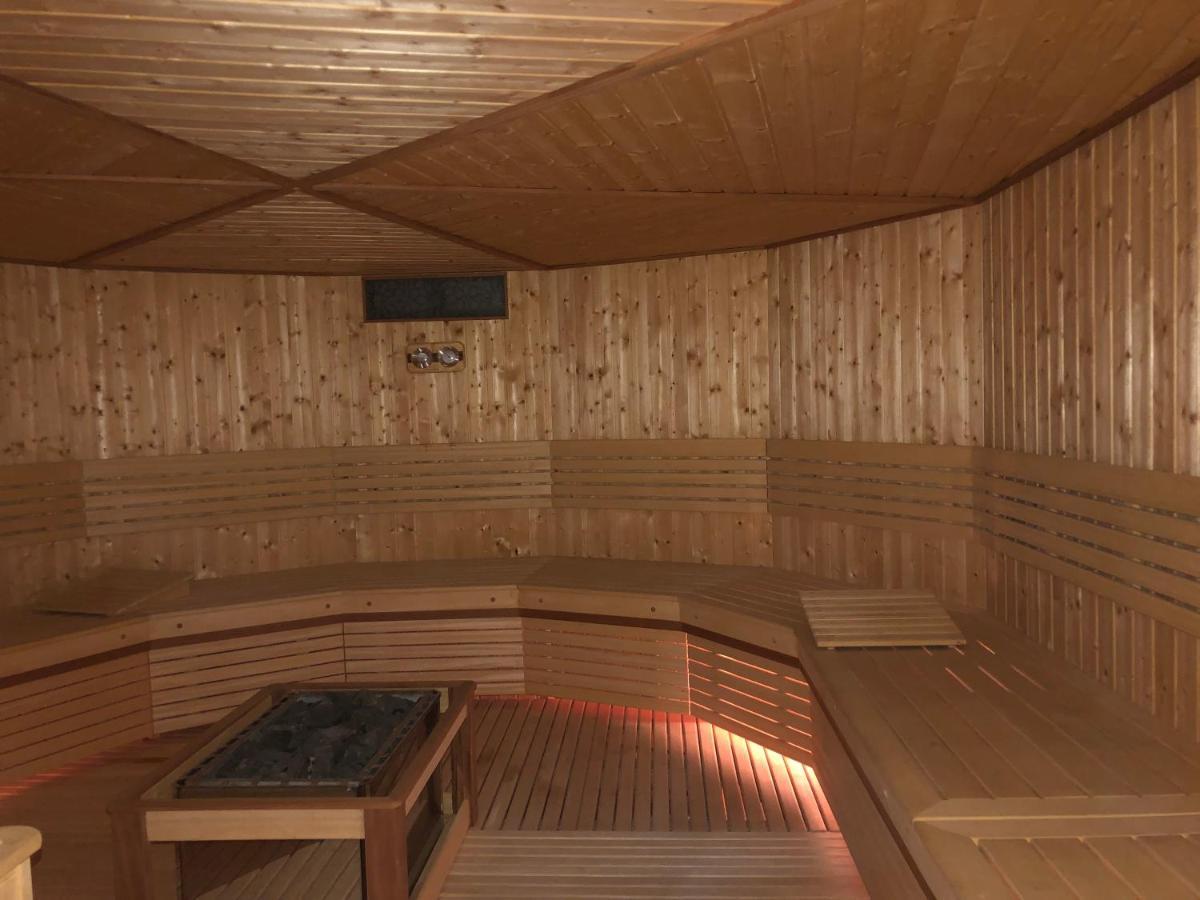 Villa Luxury Grand Atlas - Privée - Gouvernante- 5 Suites - Piscine - Jacuzzi - Sona - Wifi *