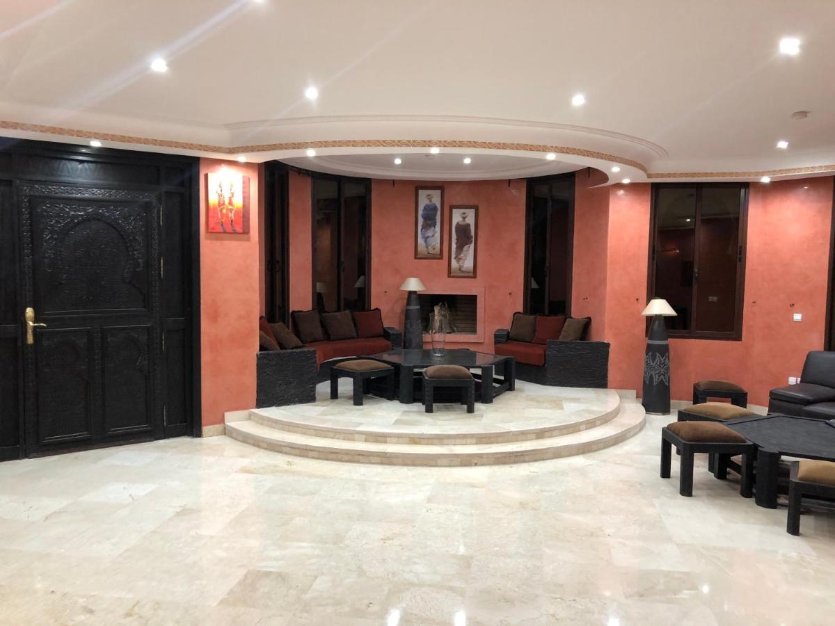 Villa Luxury Grand Atlas - Privée - Gouvernante- 5 Suites - Piscine - Jacuzzi - Sona - Wifi Marrakesh