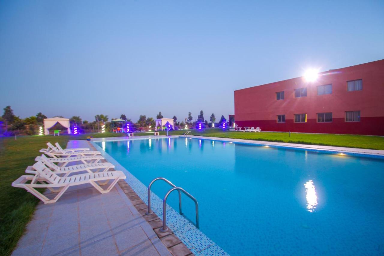 Appartement Entouré De Verdure, Grande Piscine *