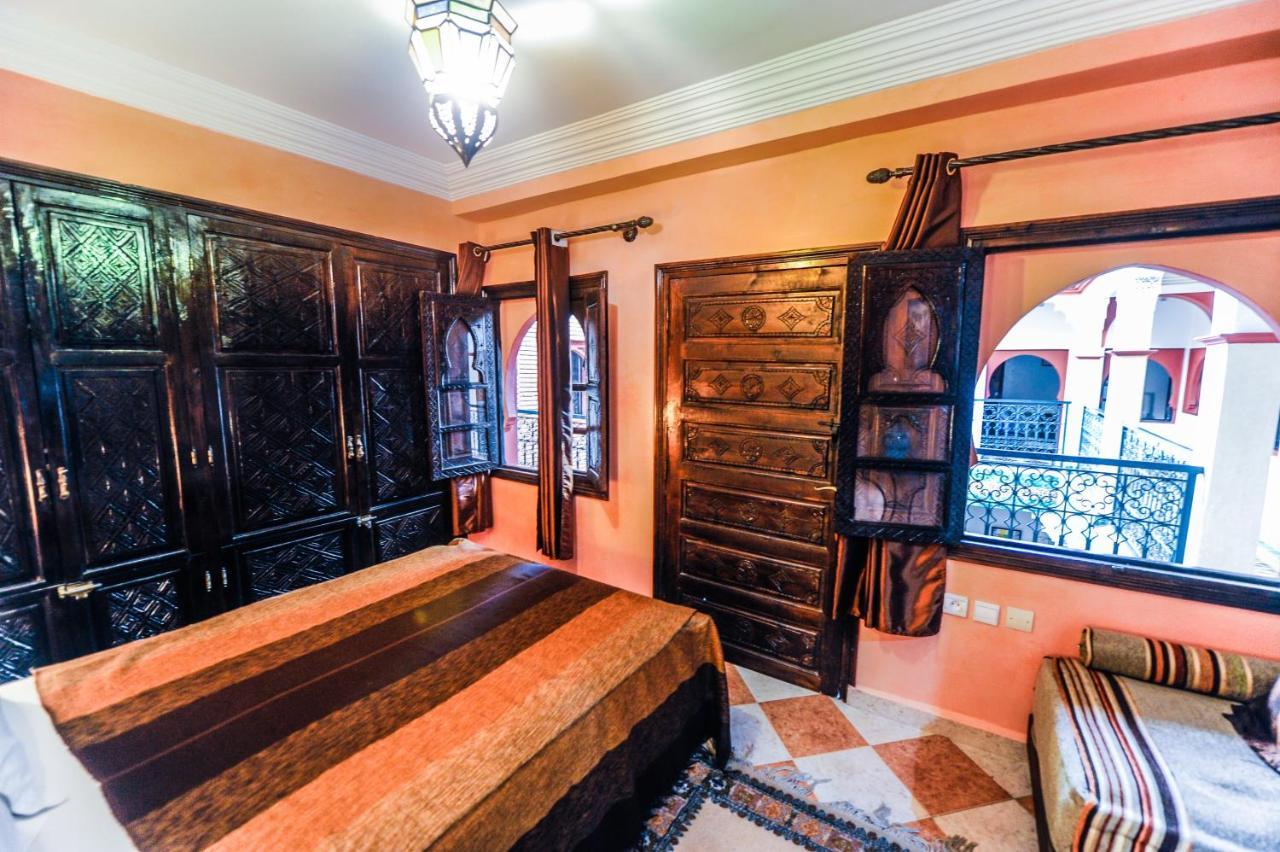 Riad Errabii & 3*