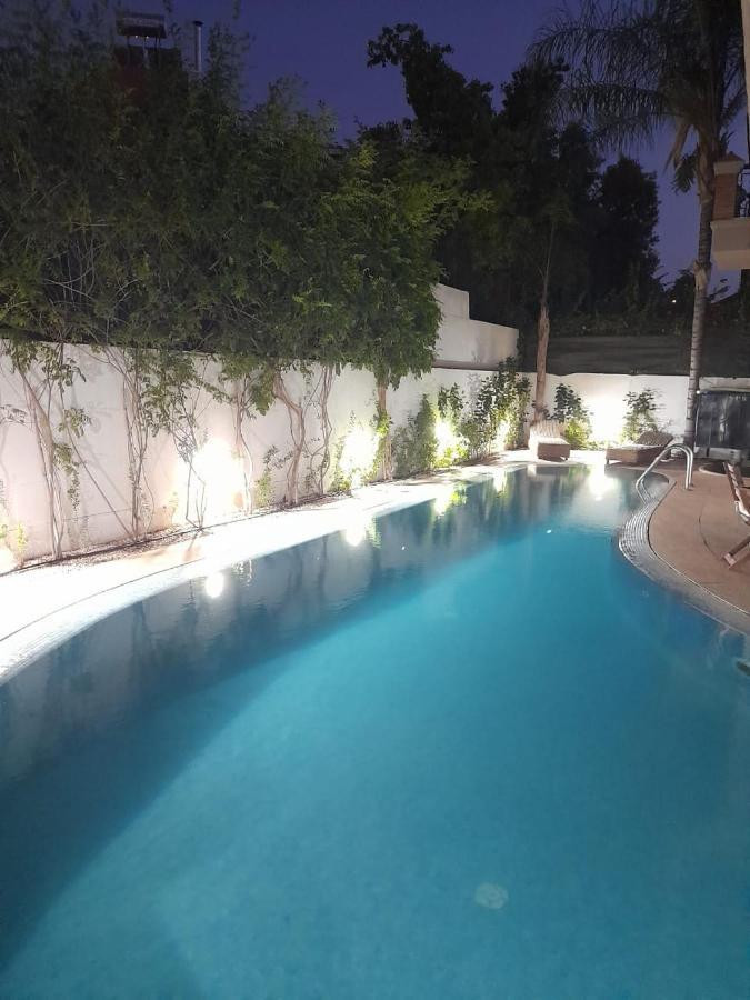 Villa Luxury Grand Atlas - Privée - Gouvernante- 5 Suites - Piscine - Jacuzzi - Sona - Wifi *