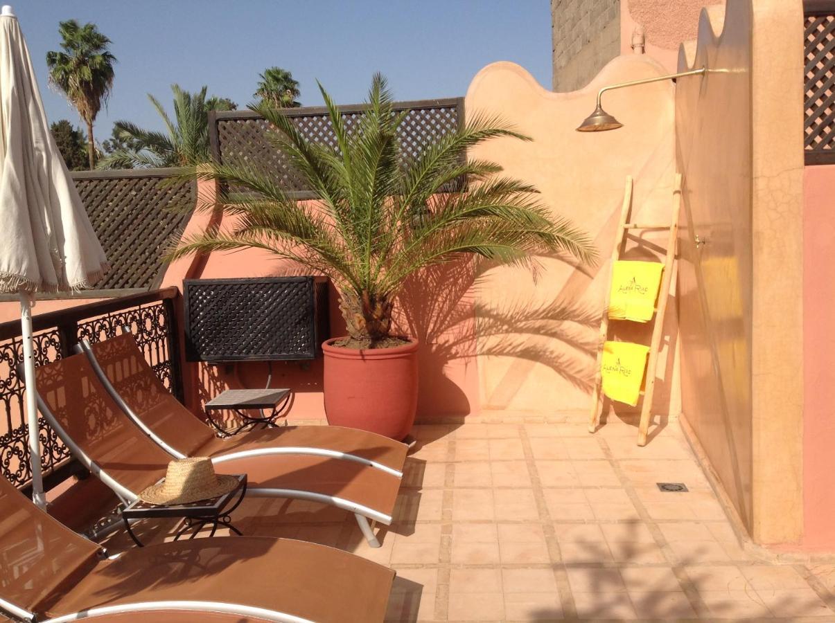 Alena Riad 2*