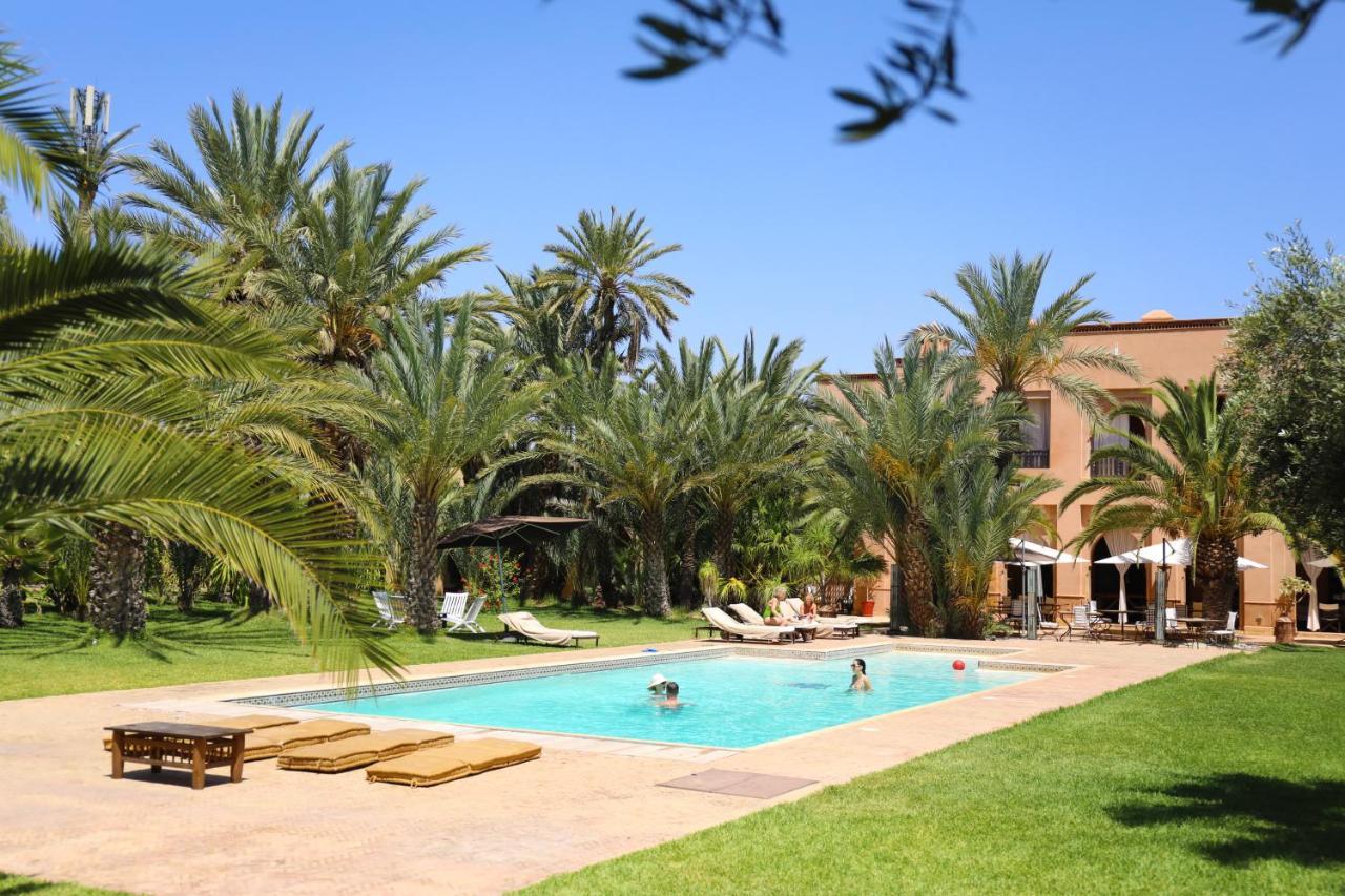 Casa de hóspedes Le Perroquet Bleu 3*
