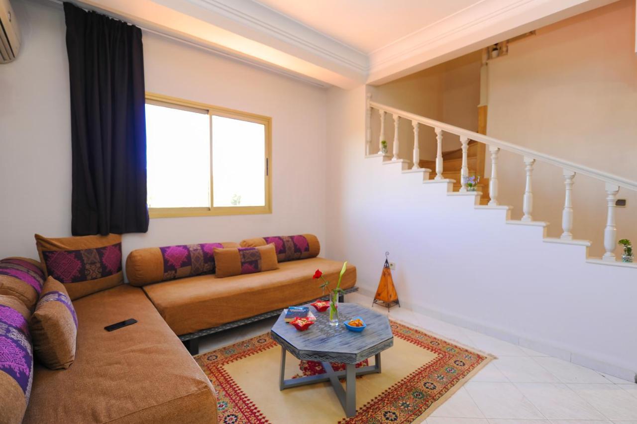 Appart-hotel Amina 3*