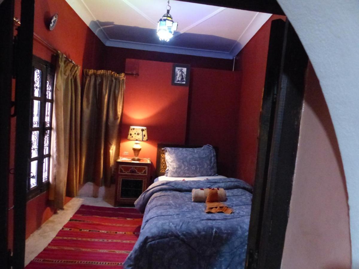 Jakoura Riad 2*