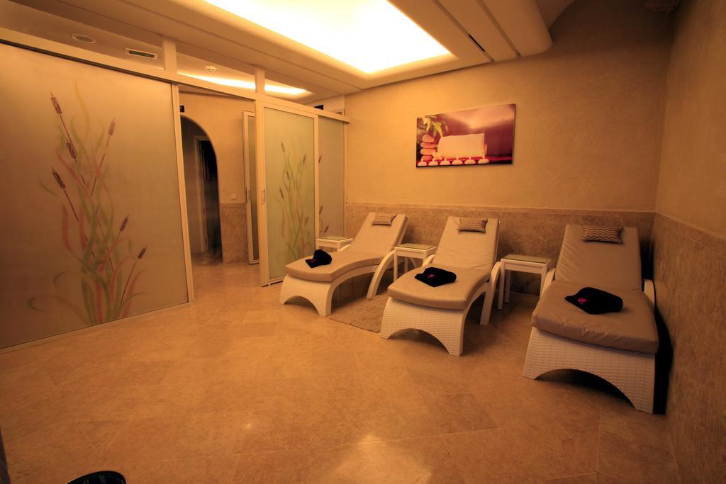Palais Al Bahja
