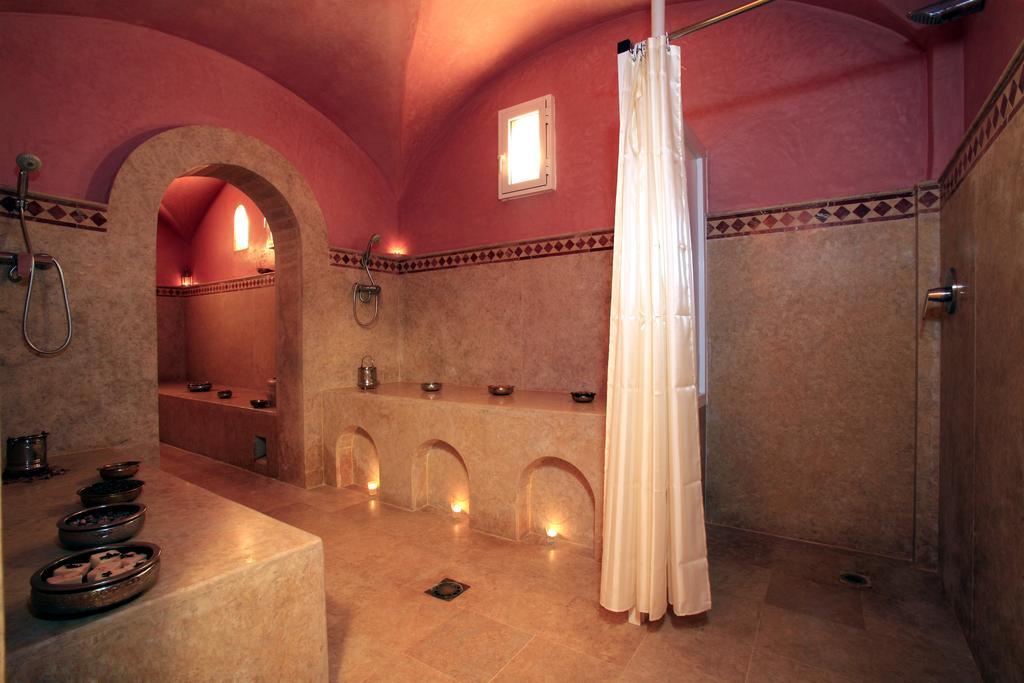 Palais Al Bahja Hotel