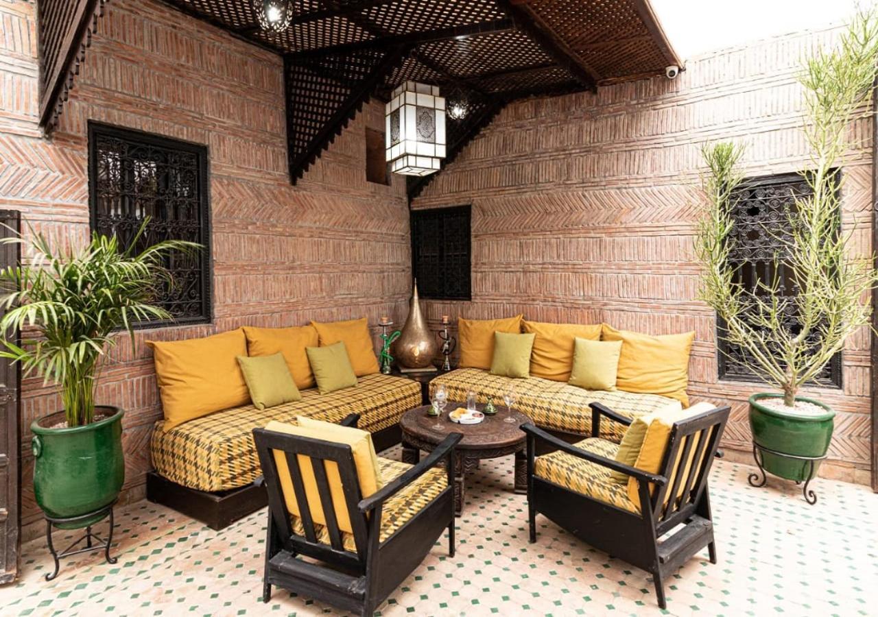 Ayada Guest house *