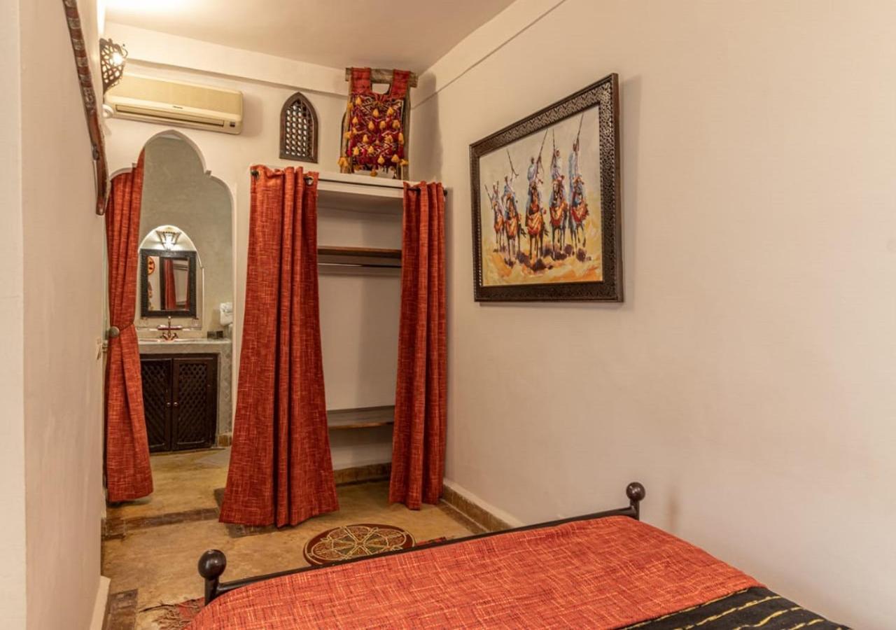 Ayada Guest house
