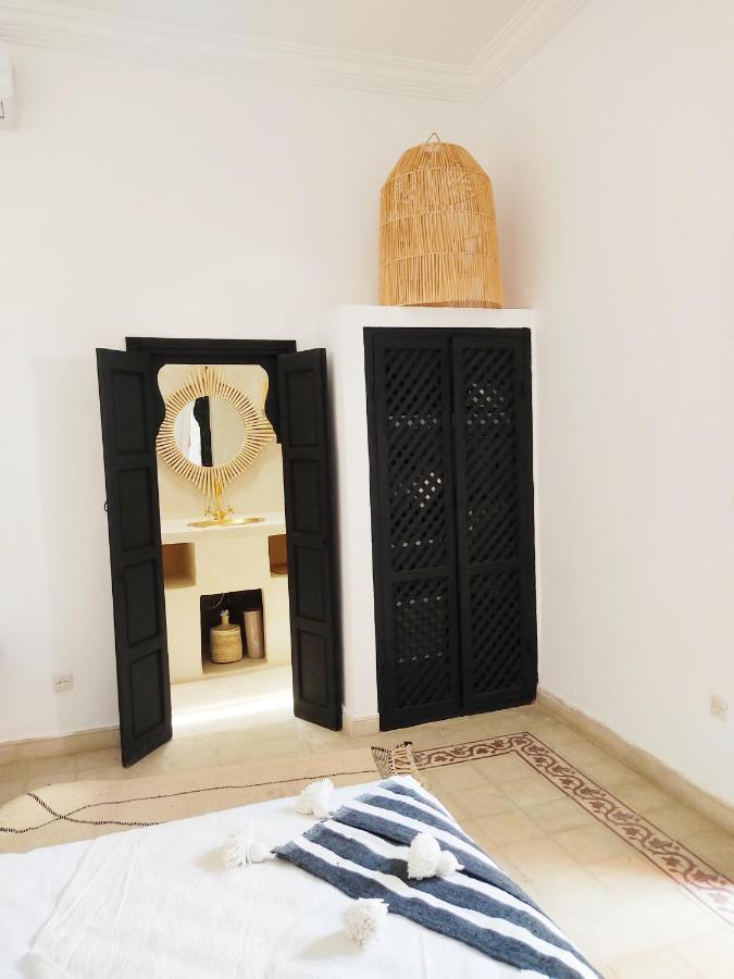 Guest house Riad Zou *