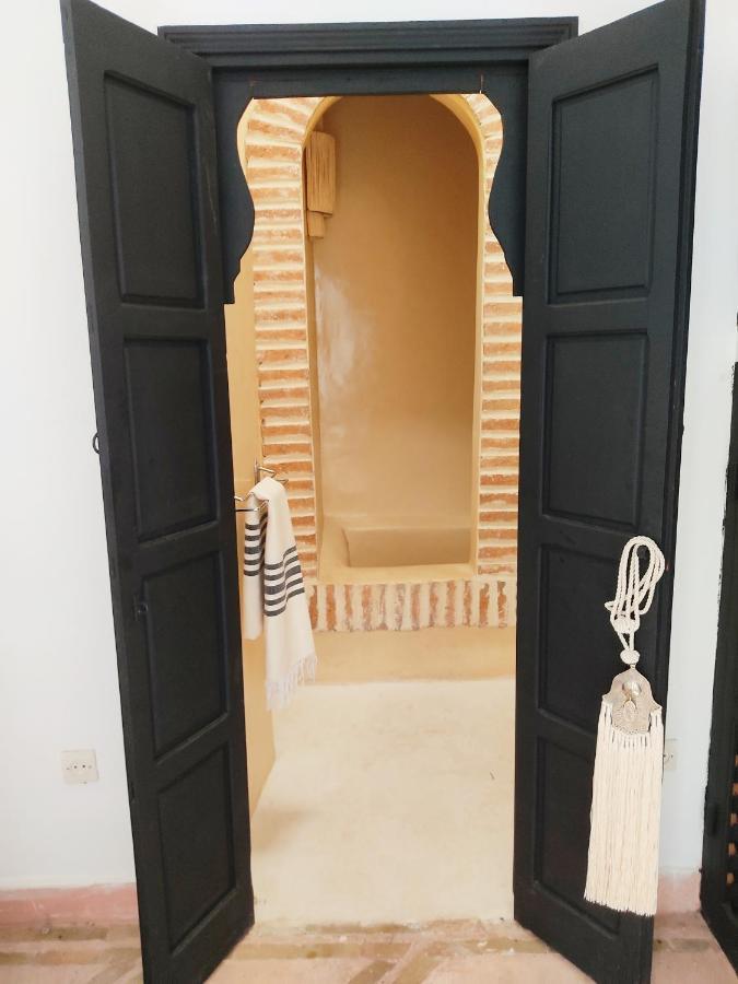 Guest house Riad Zou *