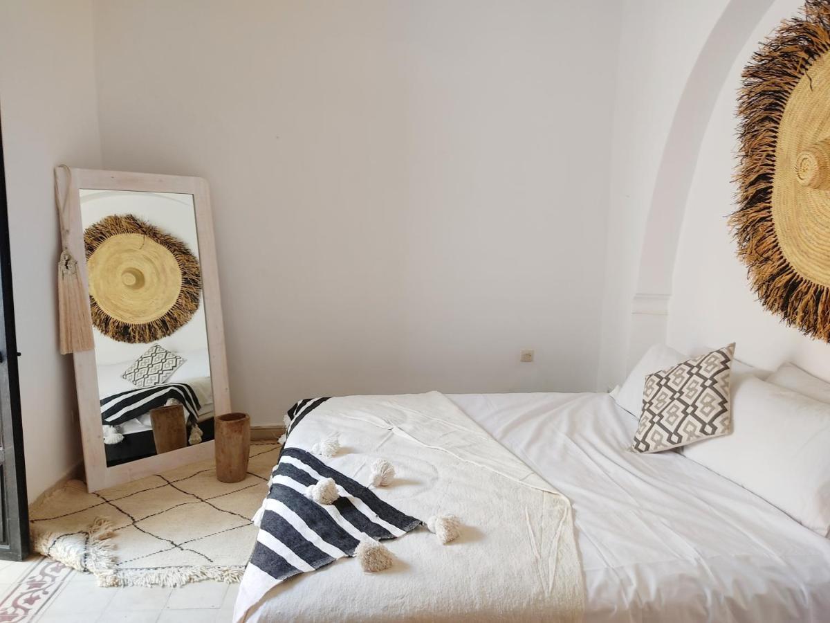 Guest house Riad Zou