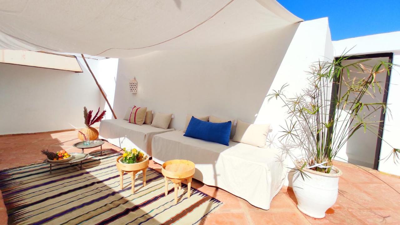 Riad Zou Guest house *