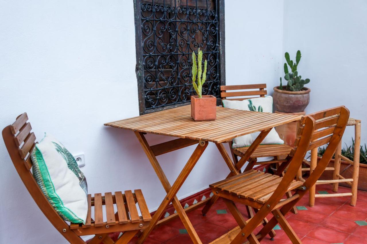 Acomodação com café da manhã  Dada Mouss & 3*