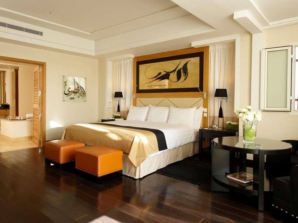 & Barriere Le Naoura 5*