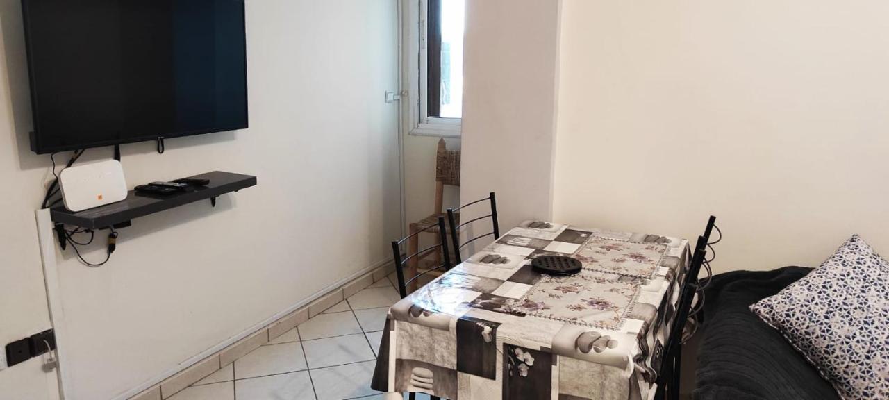 Bright Air Conditioned Near Center Apartamento Marraquexe