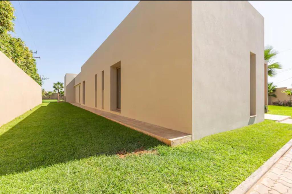 Paradise Villa *
