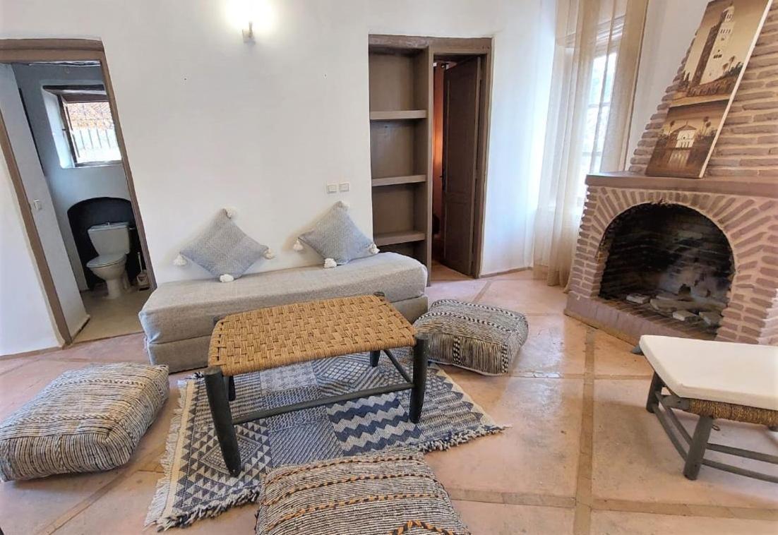 Manzal Lahbab Bed and breakfast *