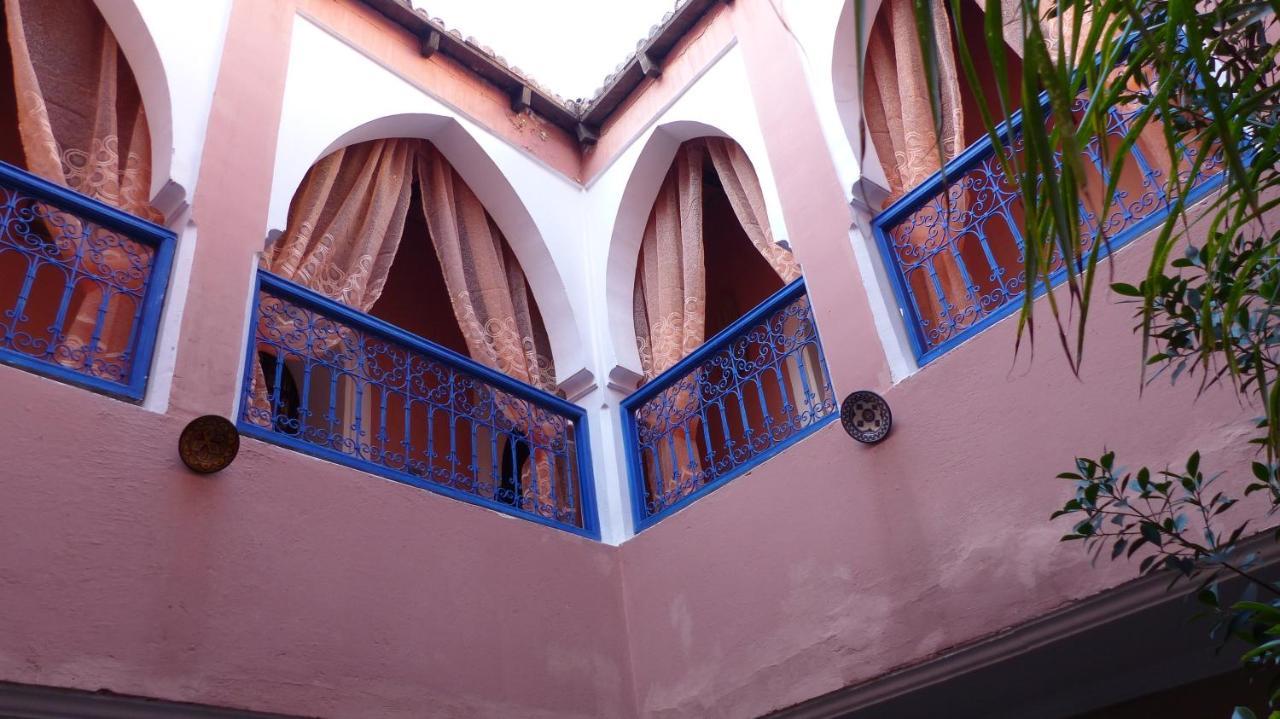 Jakoura Riad 2*