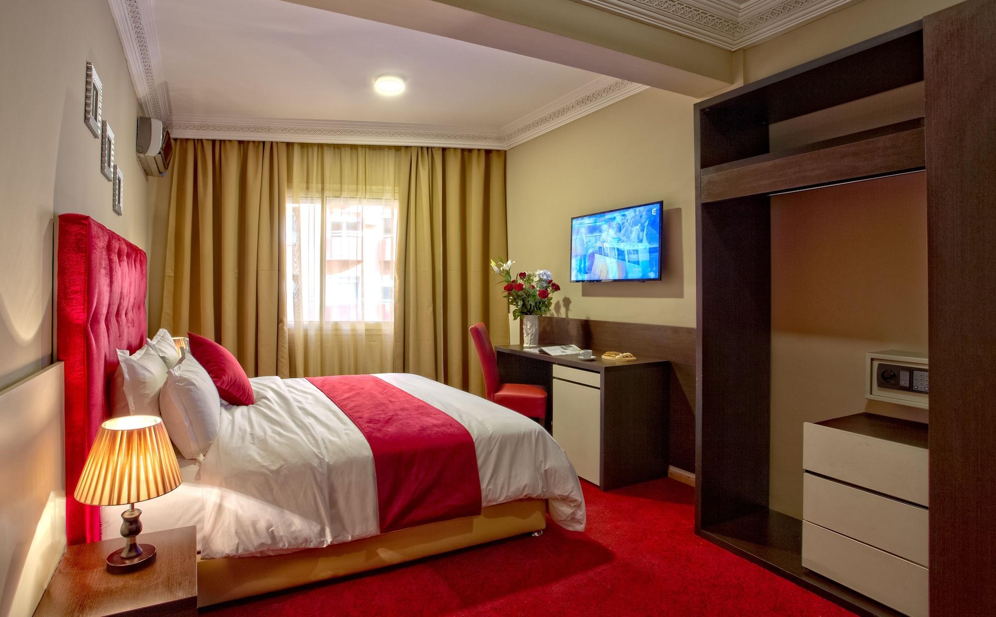Yaad Hotel 3*