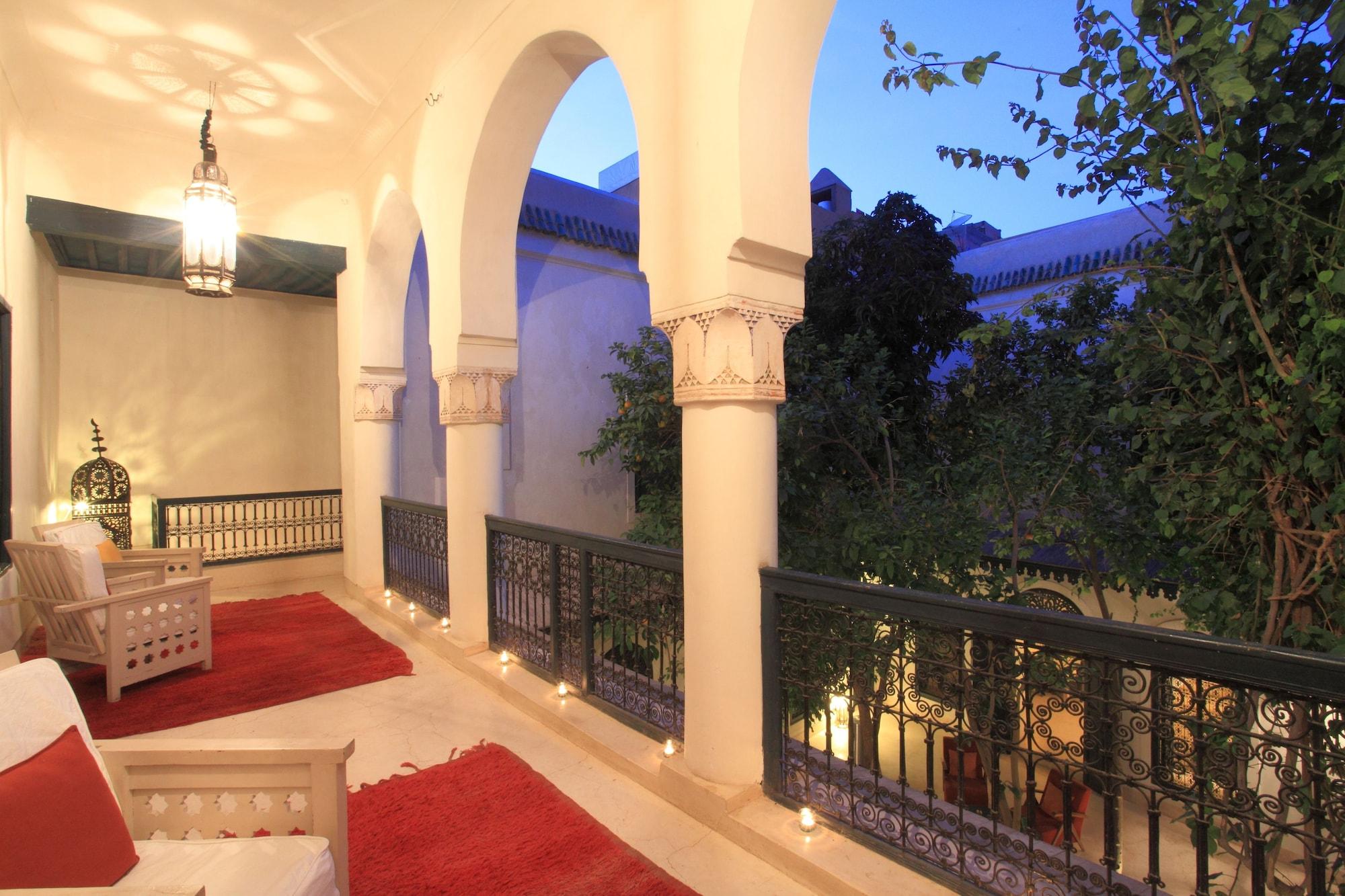 & Dar Sara Riad