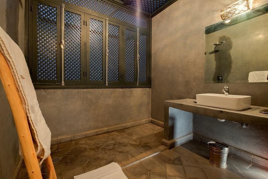 Luxe 40 Hotel 3*