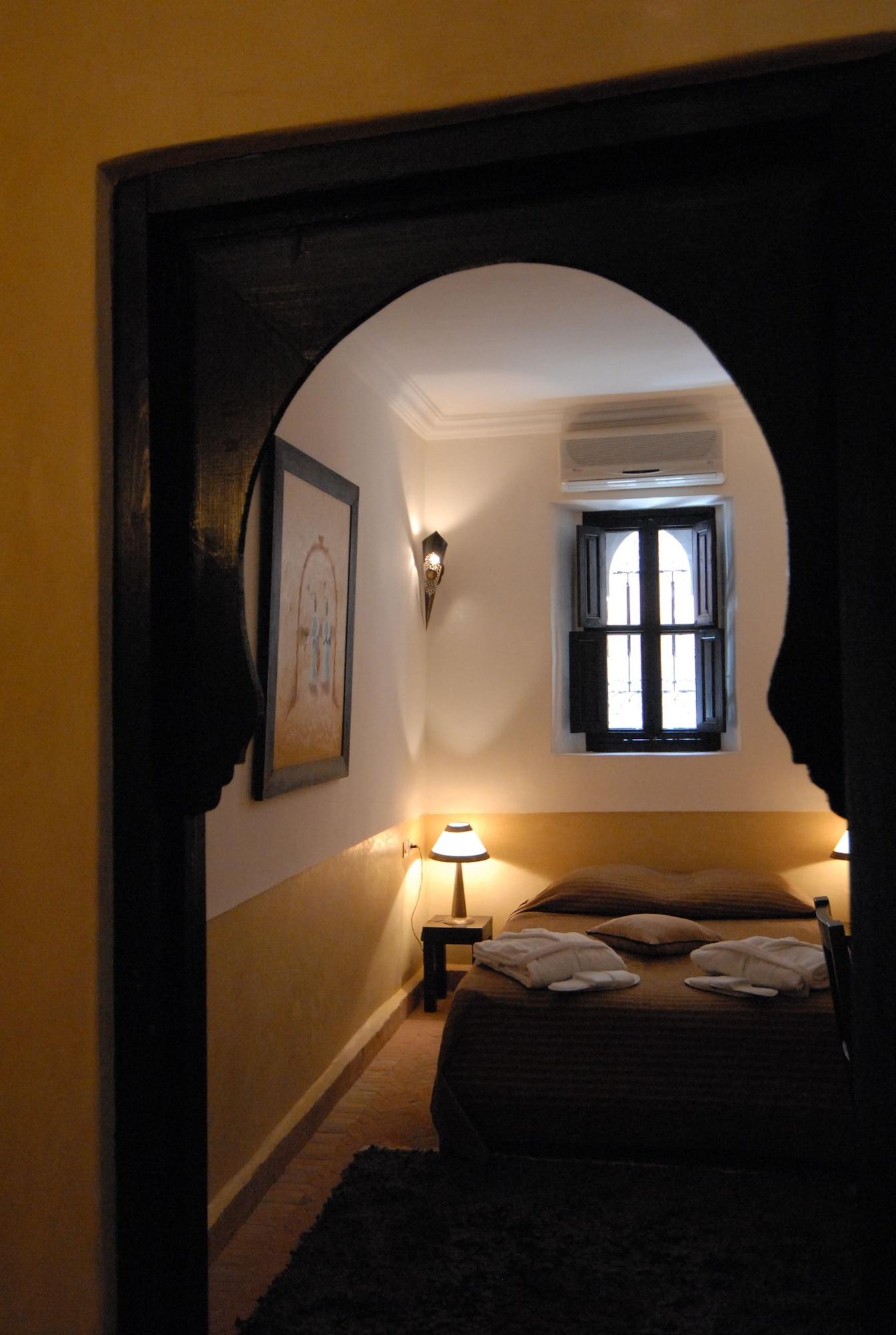Ajmal Riad 3*