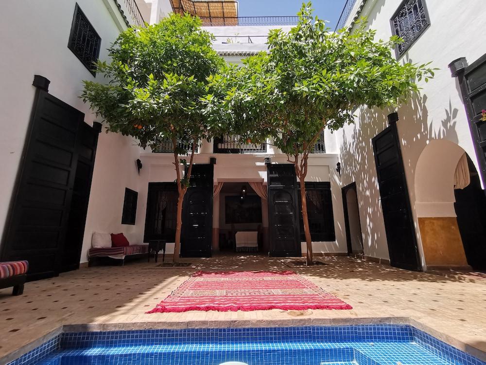 Ajmal Riad 3*
