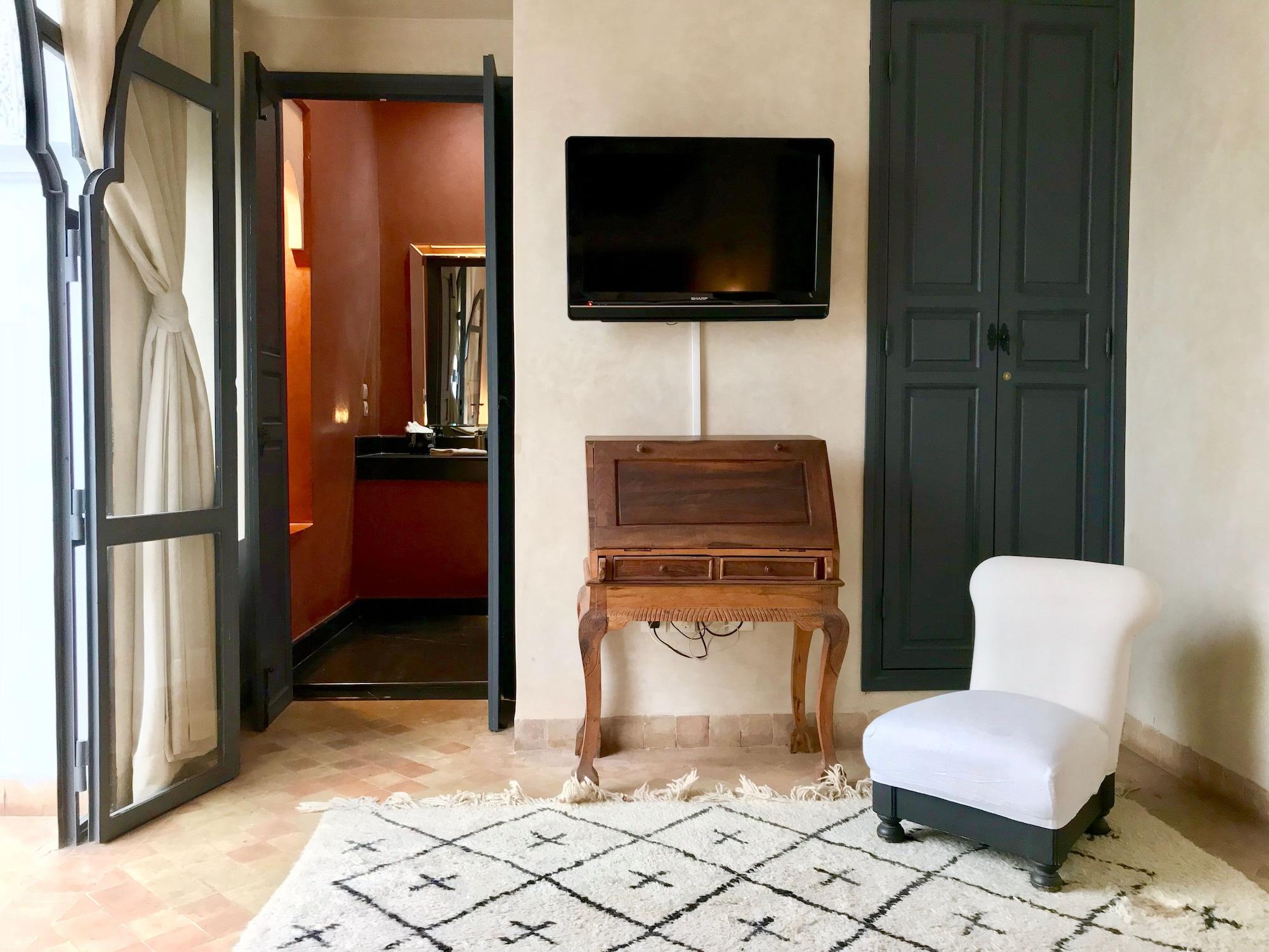 D'ari Riad 3*