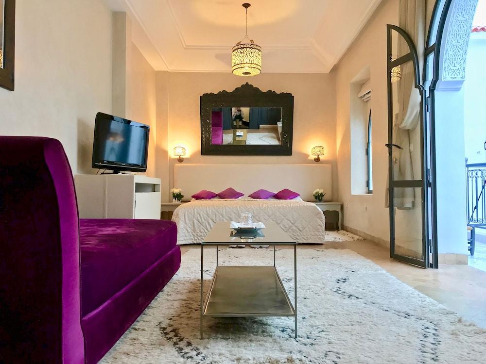 D'ari Riad 3*