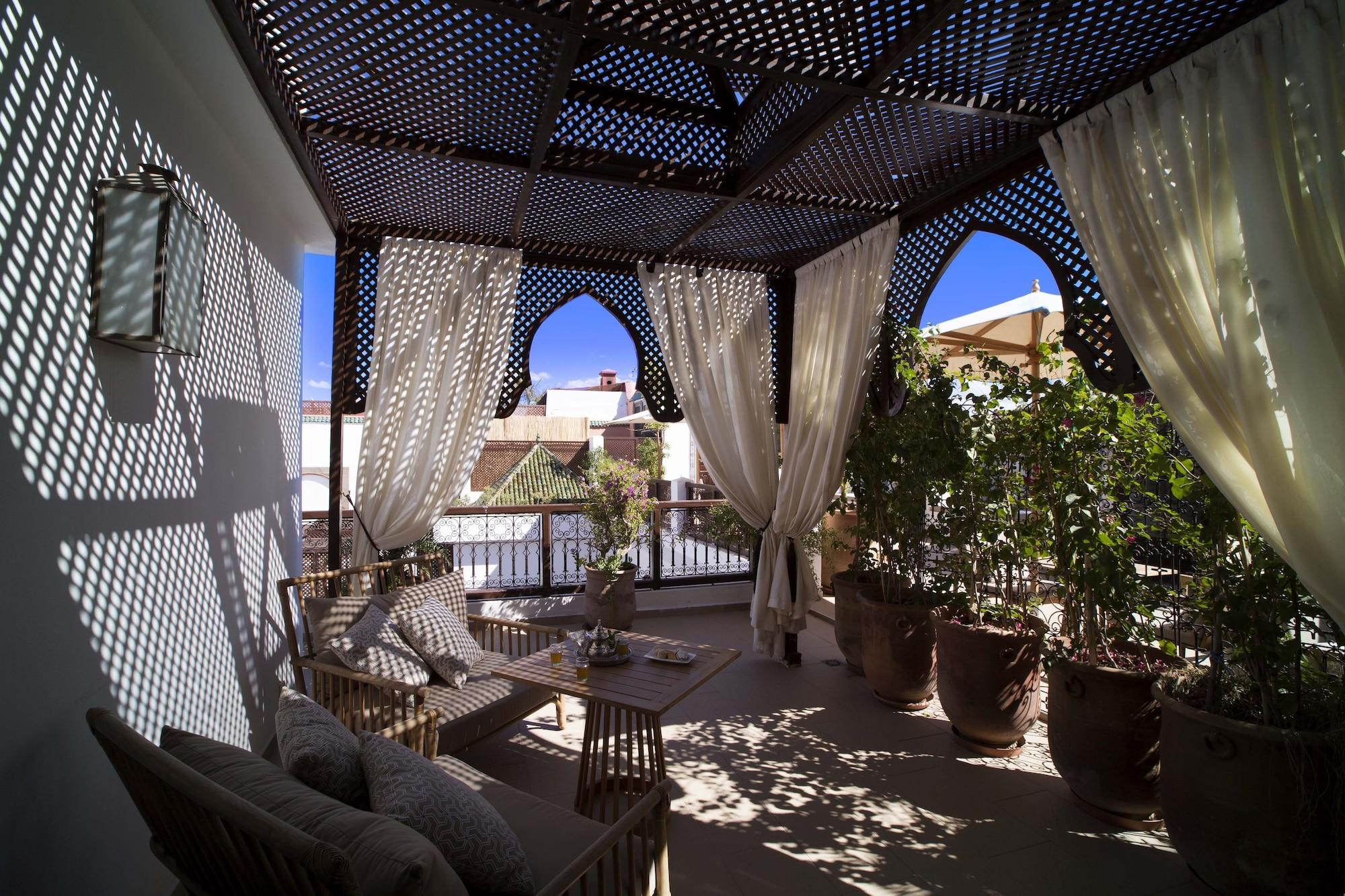 Dar Alfarah Riad 3*