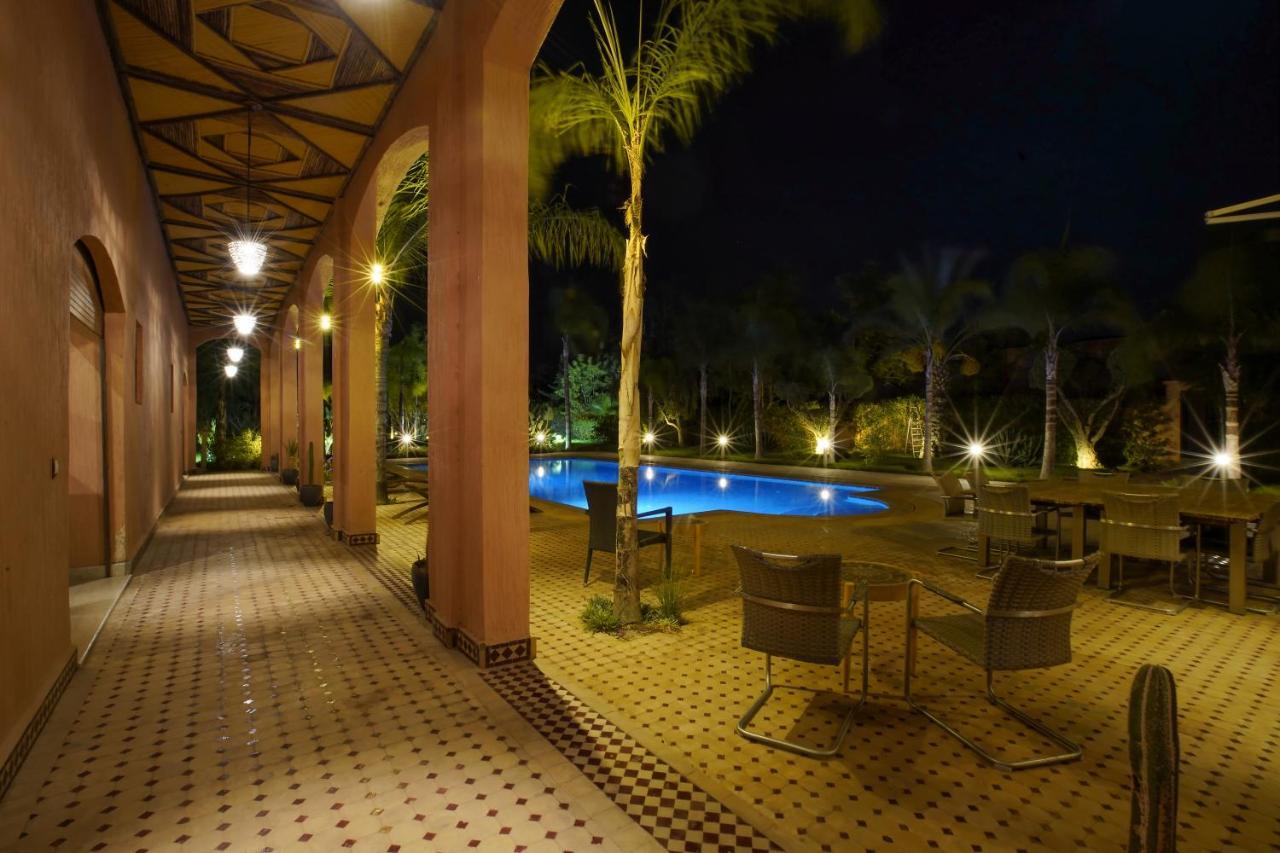 Superbe Avec Piscine Villa