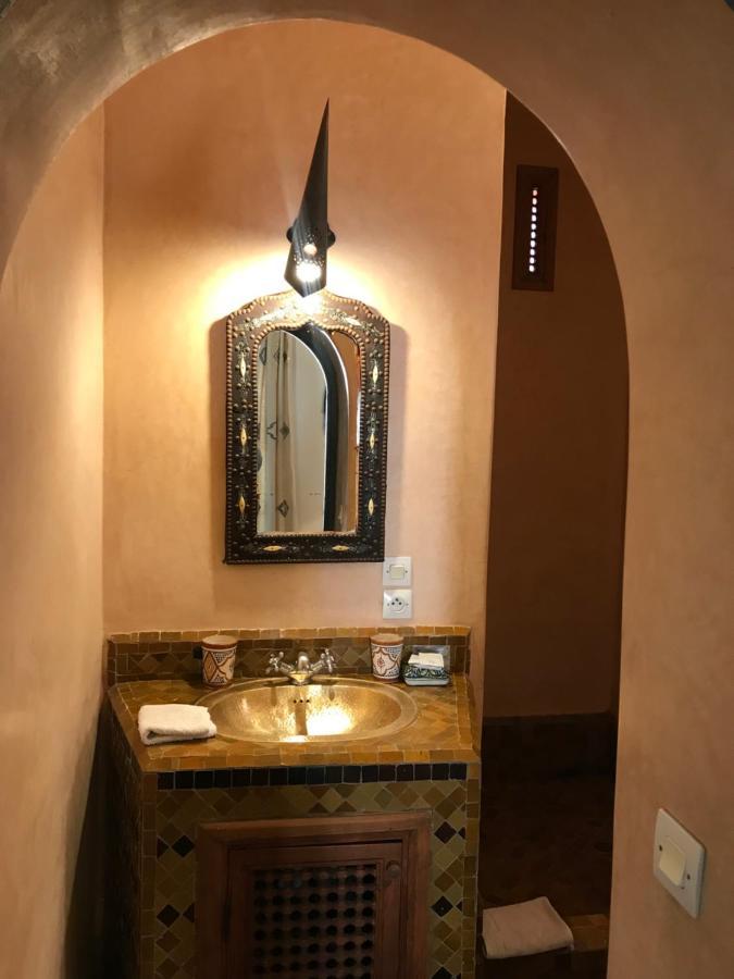 Sahara Nour Riad 2*