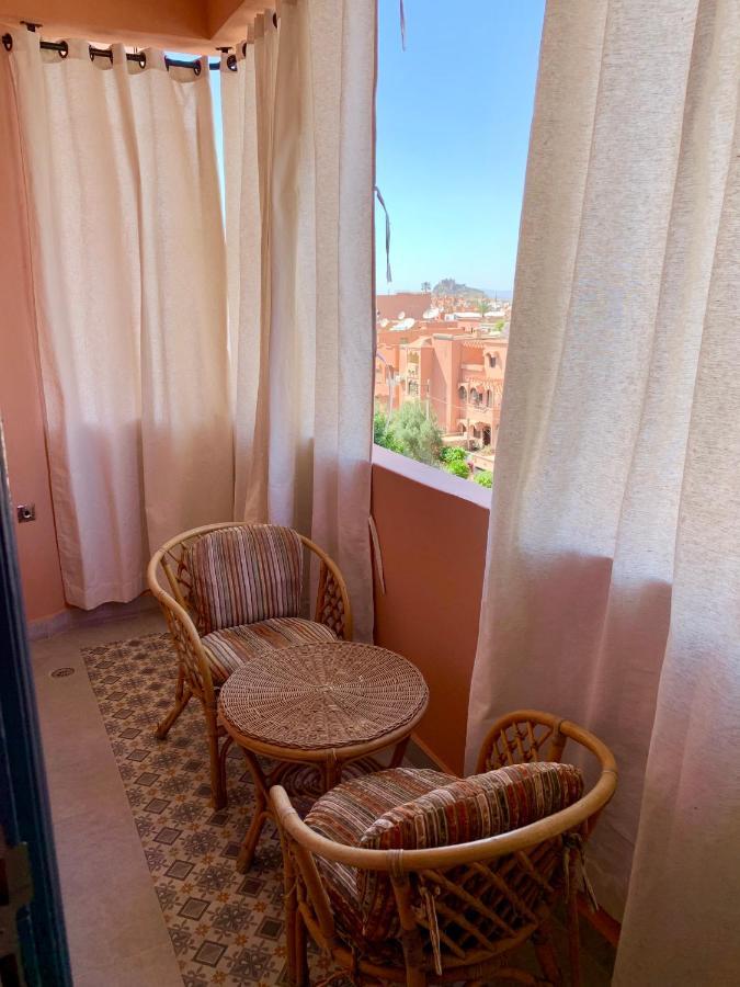 Apartment Moderne, Lumineux & Spacieux Avec Balcon -central -wifi-smart Tv-clim