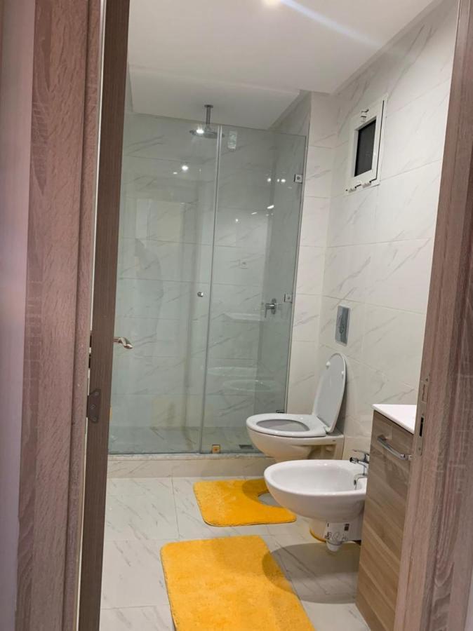 Apartment 24hr Security Luxury Gated Community