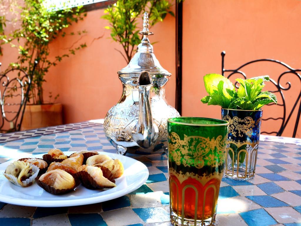 La Caleche & Riad 3*