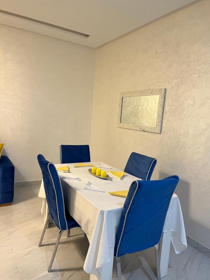 24hr Security Luxury Gated Community