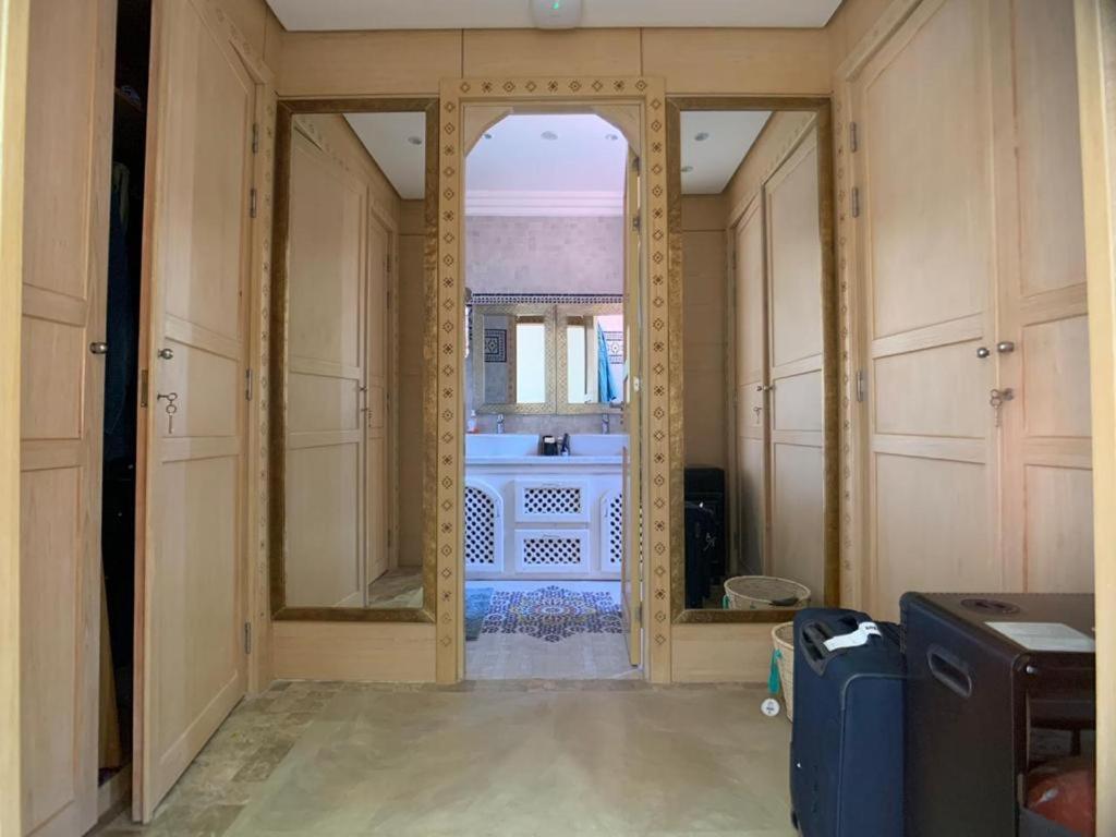 Luxury Waky Beach Golf And Water Ski With Private Pool Villa Marrakesh