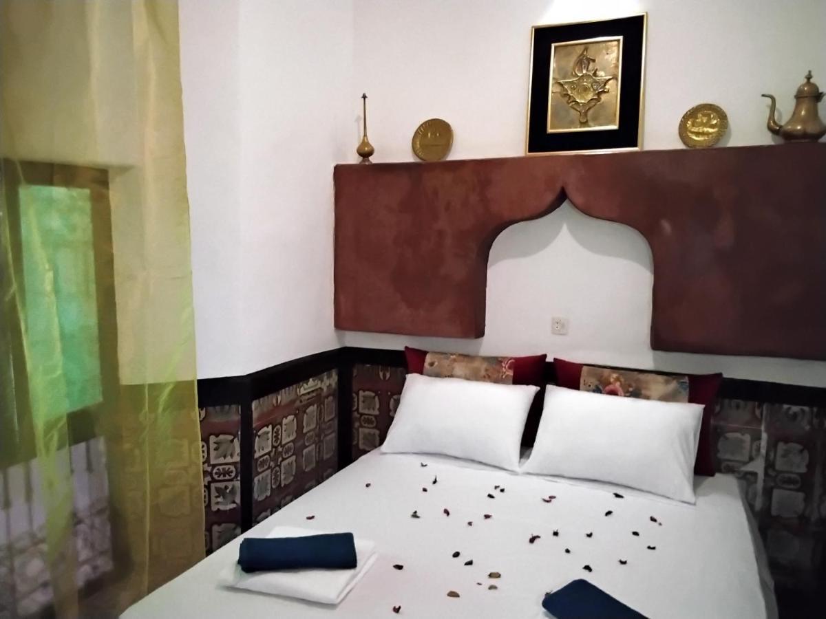 Bouchouari 33 Riad