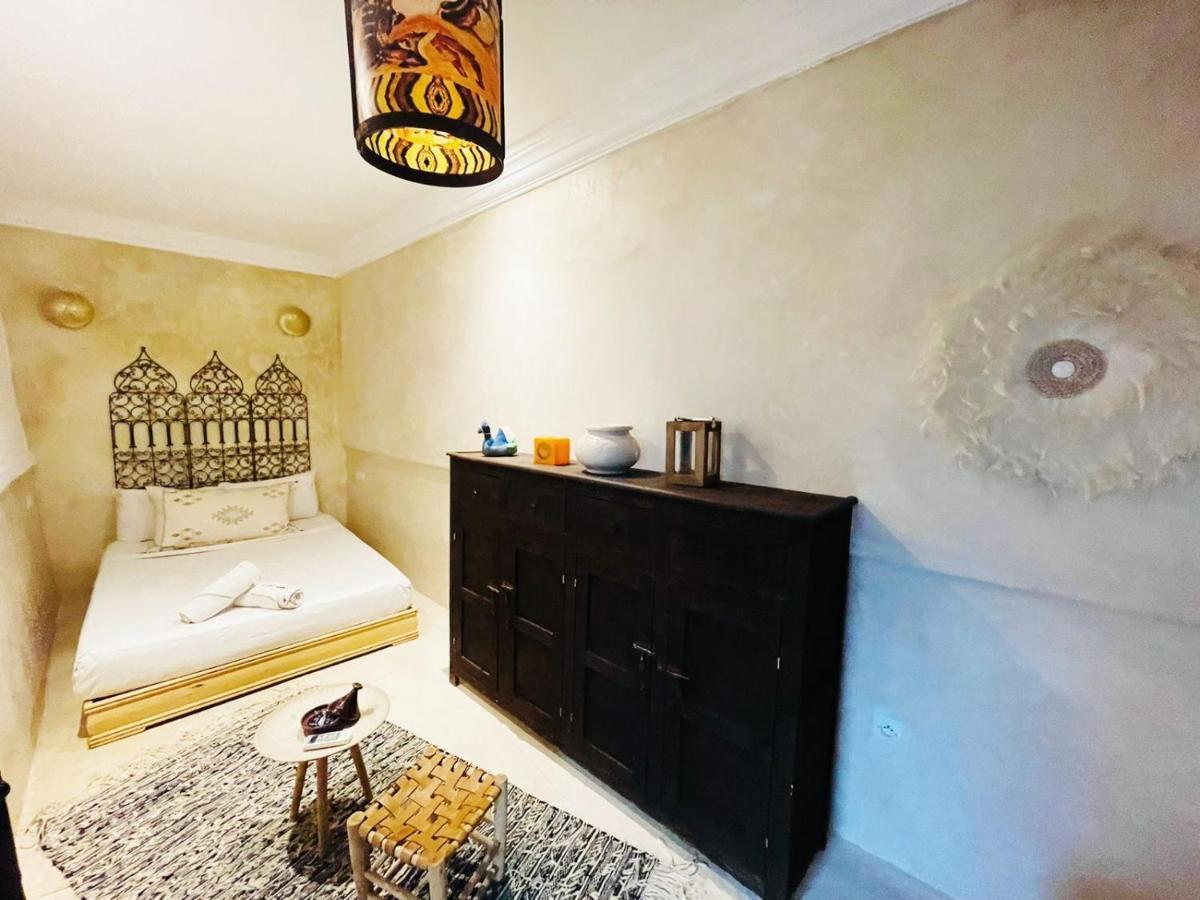 Riad Essaada