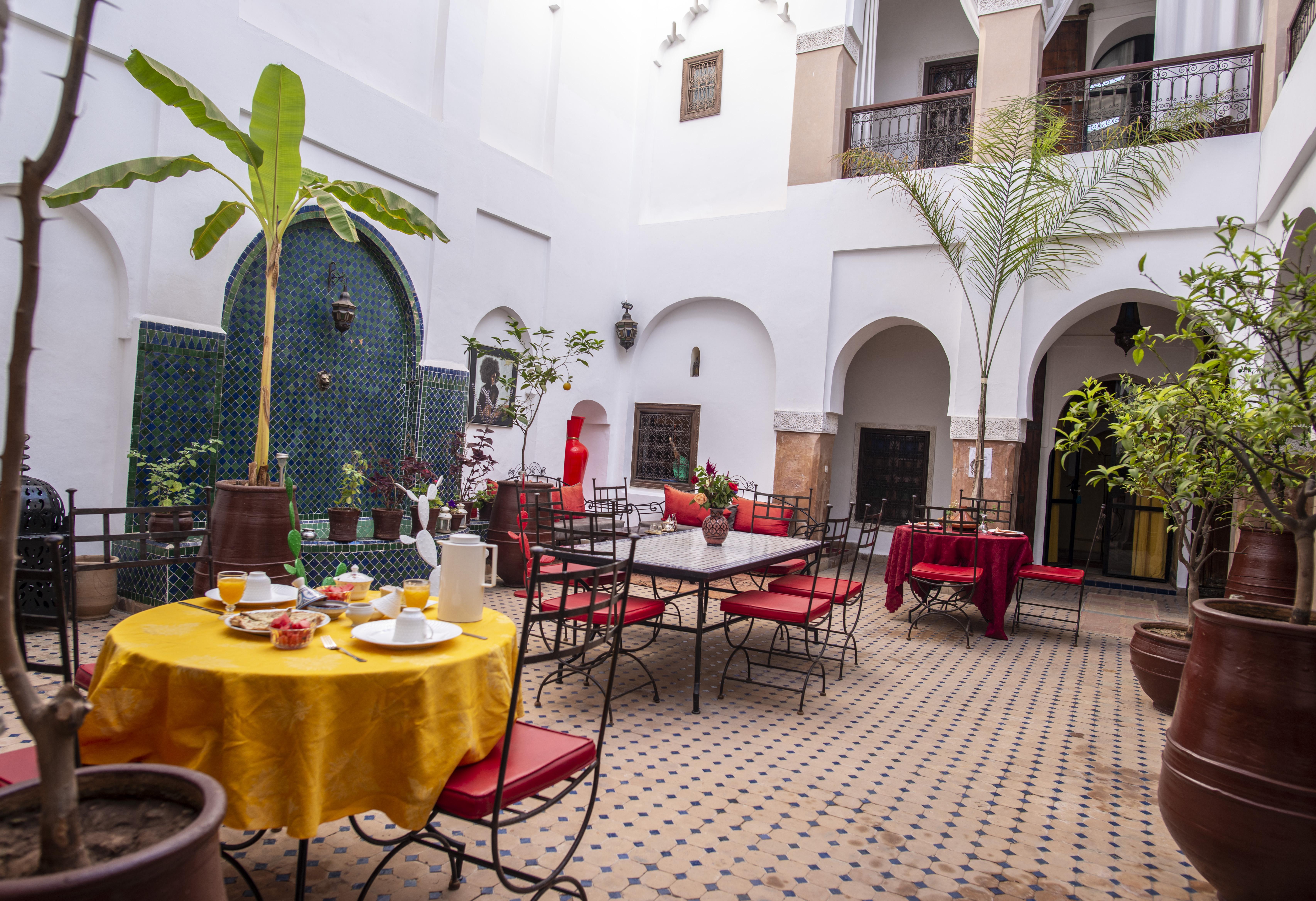 Riad Le Jardin De Lea, Suites&spa Couette-café